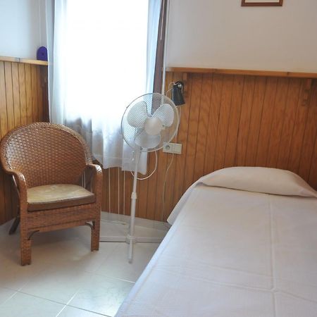 Apartmán Rnet - Figueres Roses Exteriér fotografie
